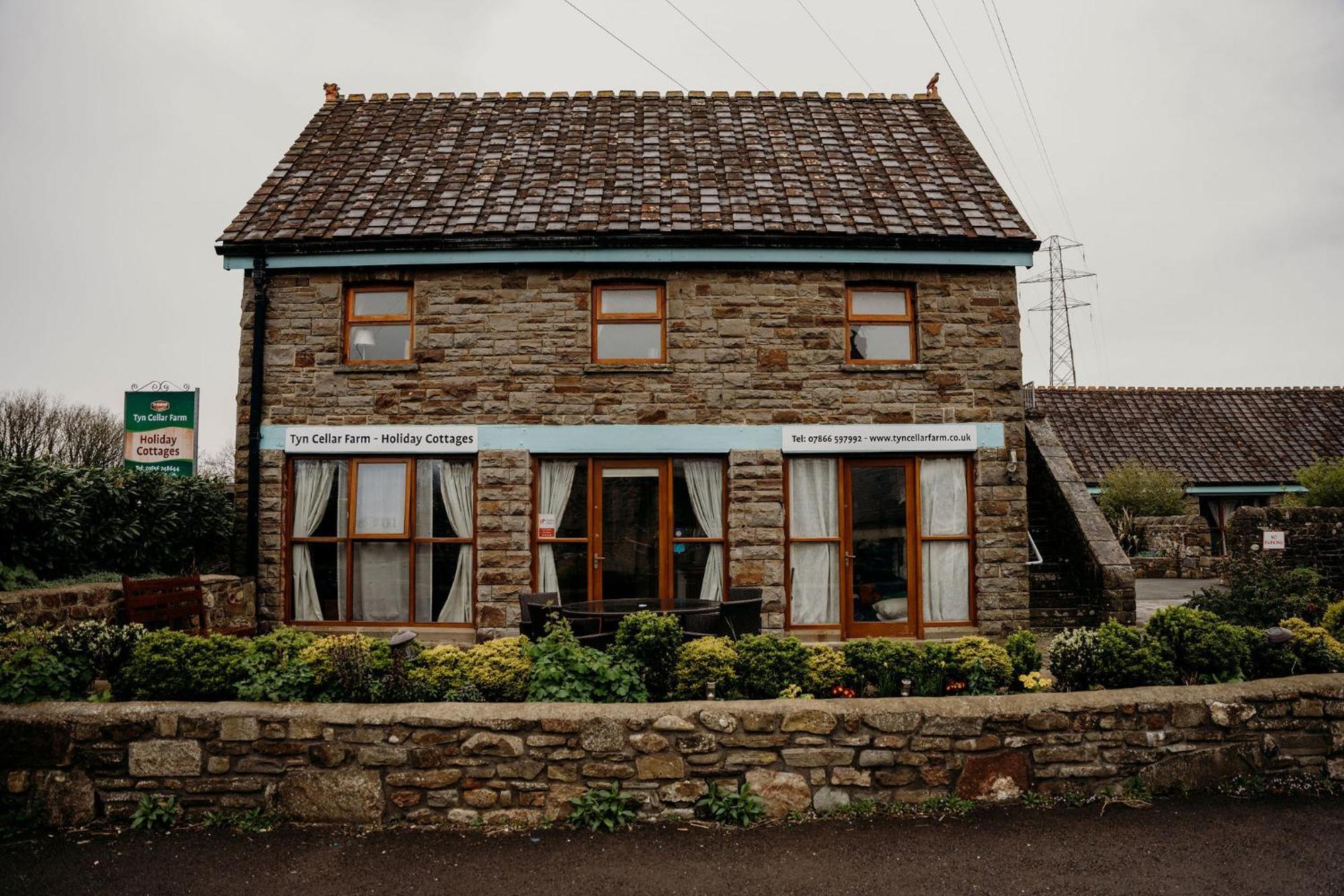 The Barn B&B Port Talbot Extérieur photo