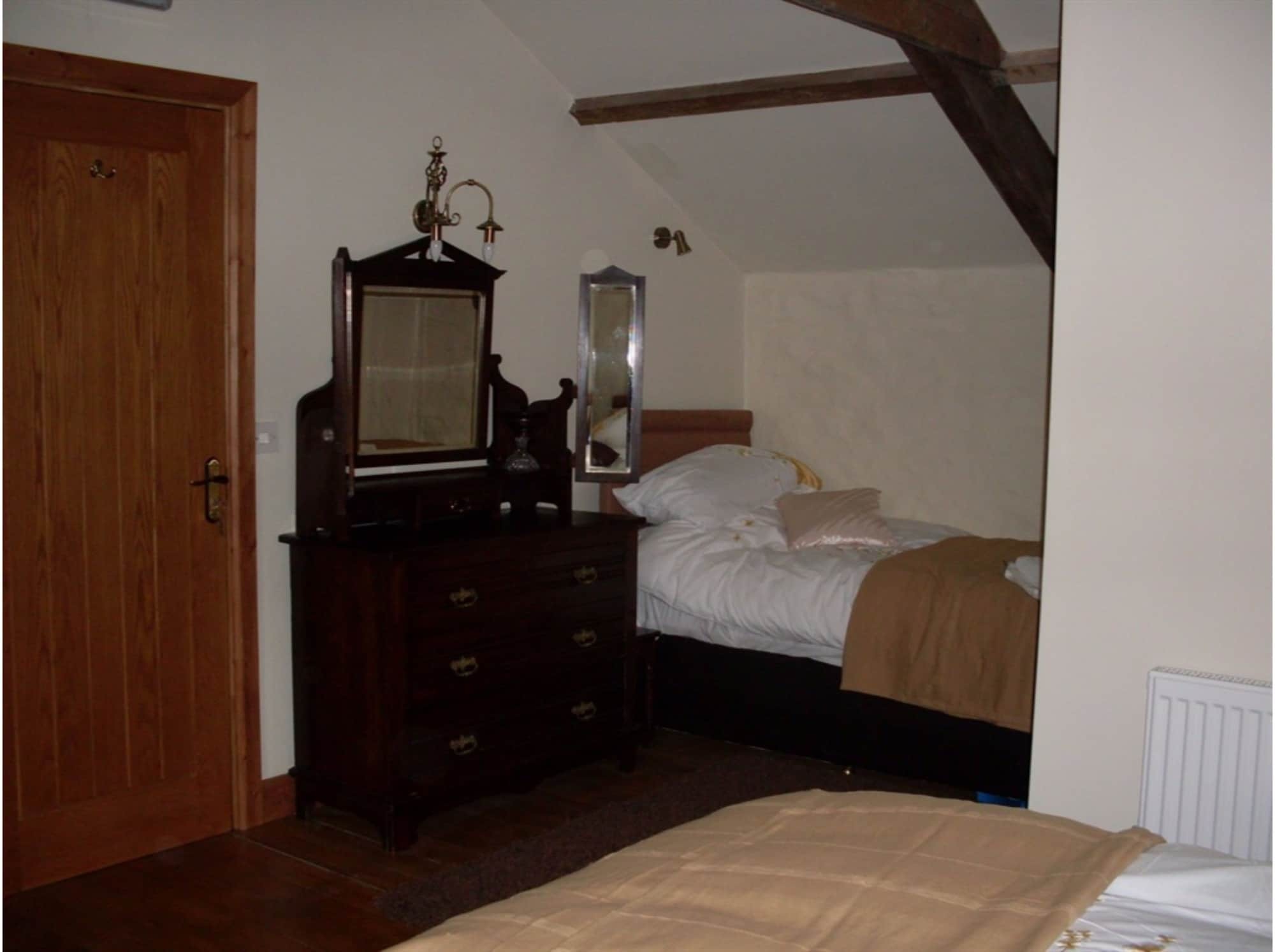 The Barn B&B Port Talbot Extérieur photo